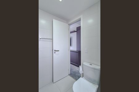 Apartamento para alugar com 133m², 3 quartos e 3 vagas Apartamento para alugar com 133m², 3 quartos e 3 vagasBanheiro da Suíte