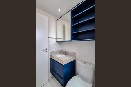 Apartamento para alugar com 133m², 3 quartos e 3 vagas Apartamento para alugar com 133m², 3 quartos e 3 vagasBanheiro da Suíte 2