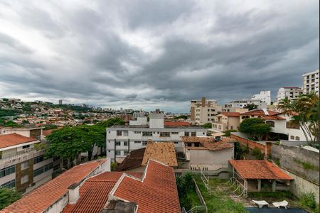 Apartamento à venda com 224m², 4 quartos e 4 vagas Apartamento à venda com 224m², 4 quartos e 4 vagasQuarto 4