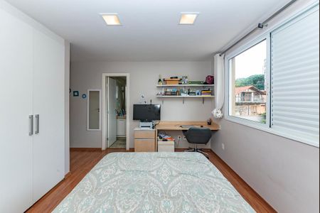 Apartamento à venda com 224m², 4 quartos e 4 vagas Apartamento à venda com 224m², 4 quartos e 4 vagasSuíte 3