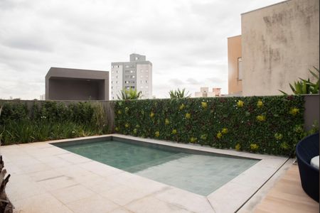 Apartamento à venda com 69m², 2 quartos e 1 vagaÁrea comum - Piscina