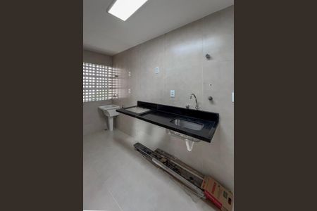 Apartamento à venda com 67m², 3 quartos e 1 vaga Apartamento à venda com 67m², 3 quartos e 1 vagaCozinha e Área de Serviço