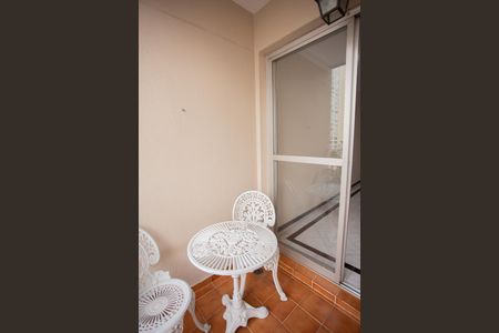 Apartamento para alugar com 76m², 2 quartos e 1 vaga Apartamento para alugar com 76m², 2 quartos e 1 vagaVARANDA DA SALA