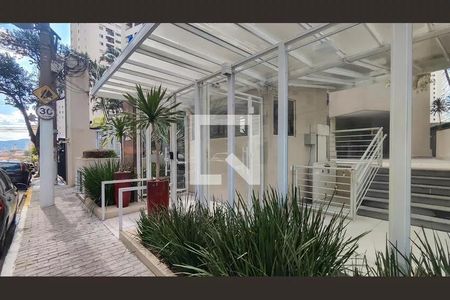 Apartamento para alugar com 76m², 2 quartos e 1 vaga Apartamento para alugar com 76m², 2 quartos e 1 vagaFACHADA