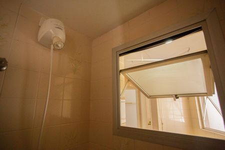 Apartamento para alugar com 76m², 2 quartos e 1 vaga Apartamento para alugar com 76m², 2 quartos e 1 vagaBANHEIRO