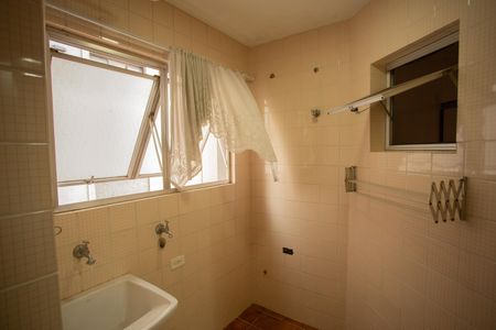 Apartamento para alugar com 76m², 2 quartos e 1 vaga Apartamento para alugar com 76m², 2 quartos e 1 vagaÁREA DE SERVIÇO