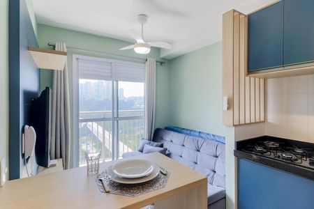 Sala de apartamento para alugar com 1 quarto, 26m² em Jardim Caravelas, São Paulo