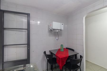Apartamento à venda com 60m², 2 quartos e sem vagaCozinha