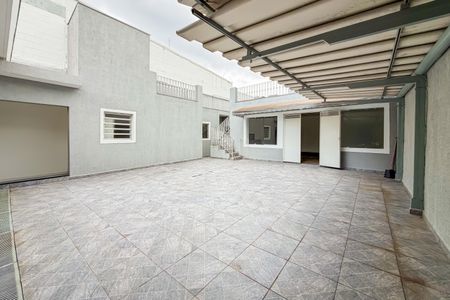 Casa para alugar com 297m², 3 quartos e 8 vagasÁrea Externa