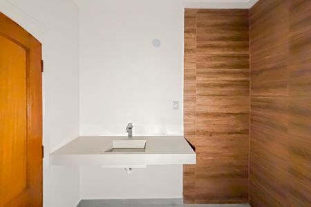 Casa para alugar com 297m², 3 quartos e 8 vagasBanheiro Social