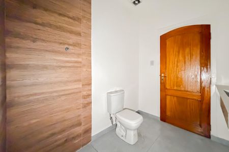 Casa para alugar com 297m², 3 quartos e 8 vagasBanheiro Social