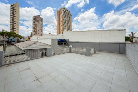 Casa para alugar com 297m², 3 quartos e 8 vagasSolário