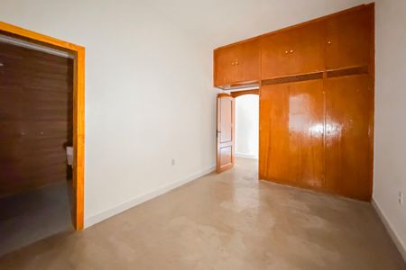 Casa para alugar com 297m², 3 quartos e 8 vagasSuíte