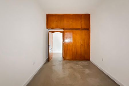 Casa para alugar com 297m², 3 quartos e 8 vagasSuíte