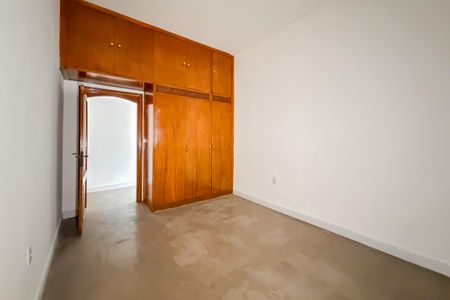 Casa para alugar com 297m², 3 quartos e 8 vagasSuíte