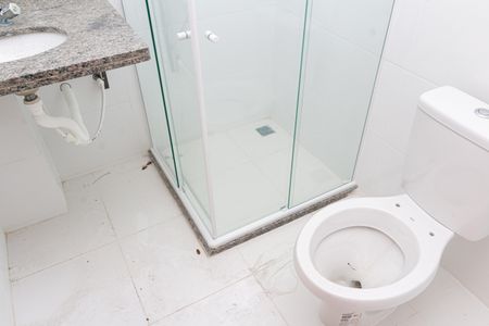 Apartamento para alugar com 80m², 2 quartos e 1 vaga Apartamento para alugar com 80m², 2 quartos e 1 vagaBanheiro da Suíte