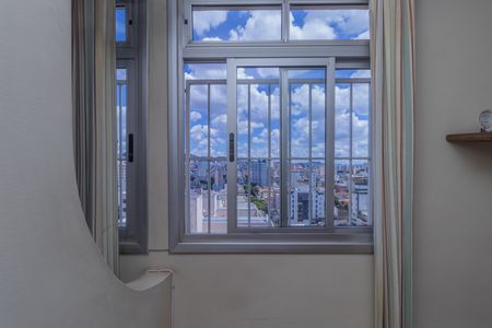 Apartamento à venda com 3 quartos, 97m² em Sagrada Família, Belo Horizonte