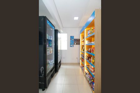 Apartamento para alugar com 25m², 1 quarto e 1 vaga Apartamento para alugar com 25m², 1 quarto e 1 vagaÁrea Comum - Mini Mercado