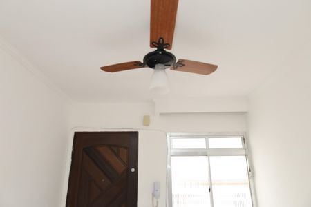 Sala de apartamento para alugar com 2 quartos, 48m² em Conjunto Residencial José Bonifácio, São Paulo