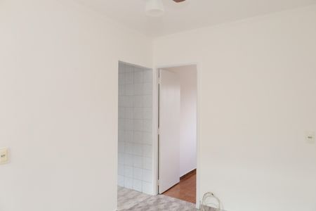 Sala de apartamento para alugar com 2 quartos, 48m² em Conjunto Residencial José Bonifácio, São Paulo