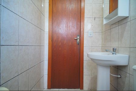 Banheiro de kitnet/studio para alugar com 1 quarto, 60m² em Centro, São Leopoldo