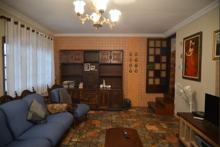 Casa para alugar com 162m², 3 quartos e sem vagaSala