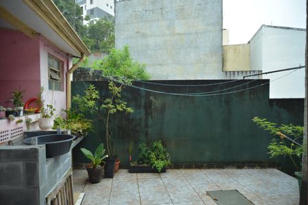 Casa para alugar com 162m², 3 quartos e sem vagaQuintal