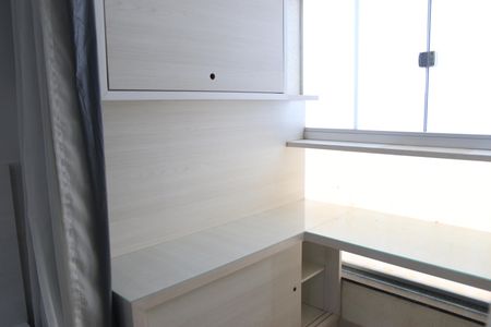 Casa de condomínio para alugar com 230m², 3 quartos e 3 vagasSuíte 01