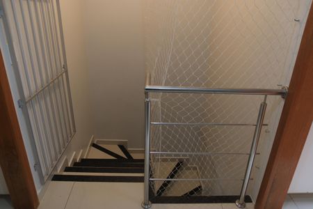 Casa de condomínio para alugar com 230m², 3 quartos e 3 vagasHall