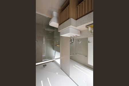 Casa à venda com 370m², 4 quartos e 5 vagasBanheiro da Suíte 3