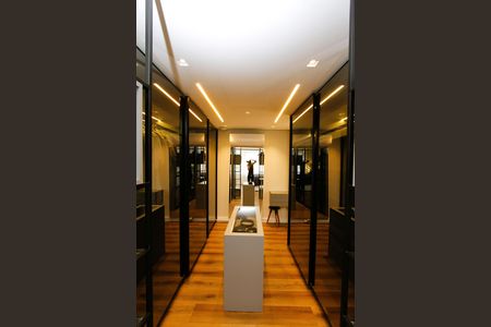 Casa à venda com 370m², 4 quartos e 5 vagasCloset da suíte