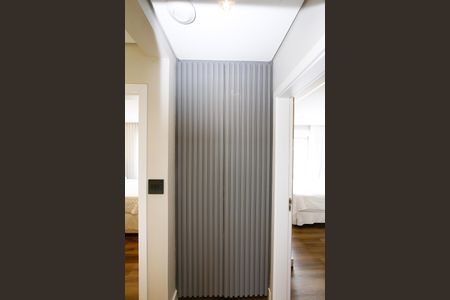 Casa à venda com 370m², 4 quartos e 5 vagasCorredor