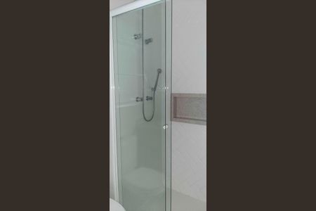 Apartamento à venda com 67m², 2 quartos e 1 vagaBanheiro Social