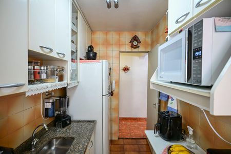 Apartamento à venda com 54m², 2 quartos e 1 vagaCozinha