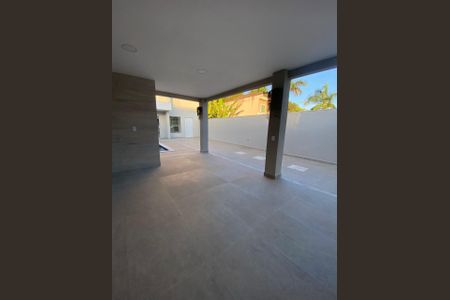 Casa de condomínio à venda com 430m², 3 quartos e 2 vagasFoto 03