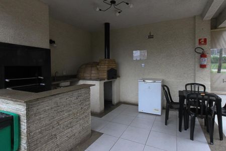 Apartamento à venda com 55m², 2 quartos e 1 vaga Apartamento à venda com 55m², 2 quartos e 1 vagaÁrea comum - Churrasqueira