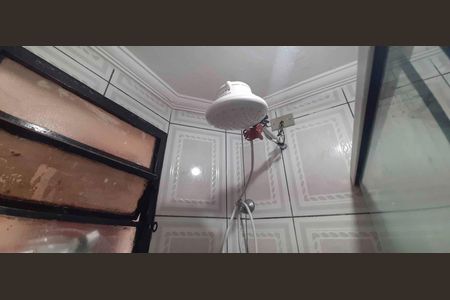 Casa à venda com 60m², 2 quartos e 1 vaga