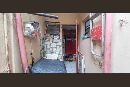 Casa à venda com 60m², 2 quartos e 1 vaga