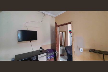 Casa à venda com 2 quartos, 60m² em São Pedro, Osasco