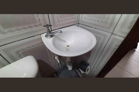 Casa à venda com 60m², 2 quartos e 1 vaga