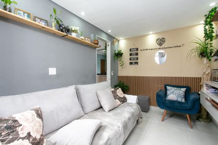 Sala de apartamento à venda com 2 quartos, 56m² em Conjunto Residencial José Bonifácio, São Paulo