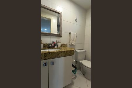 Casa de condomínio para alugar com 360m², 5 quartos e 3 vagasBanheiro da Suíte 3