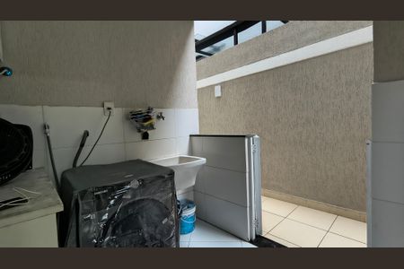 Casa de condomínio para alugar com 360m², 5 quartos e 3 vagasÁrea de Serviço 