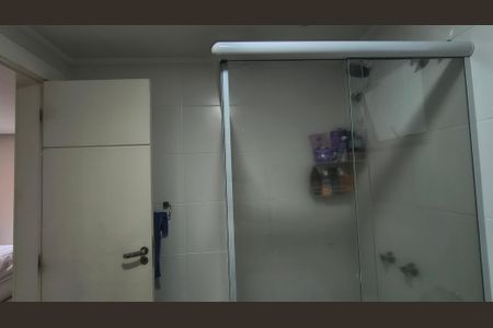 Casa de condomínio para alugar com 360m², 5 quartos e 3 vagasBanheiro da Suíte 1 