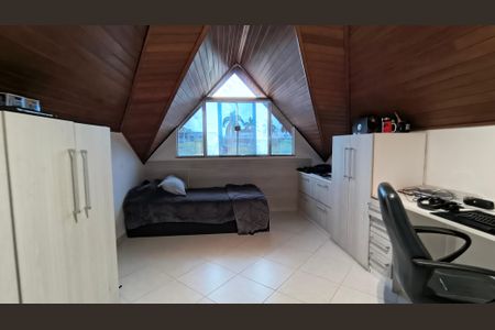 Casa de condomínio para alugar com 360m², 5 quartos e 3 vagasSuíte 4