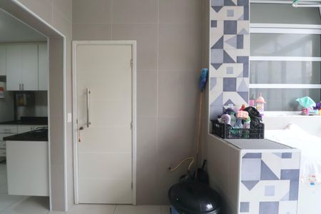 Apartamento para alugar com 128m², 3 quartos e sem vagaÁrea de Serviço