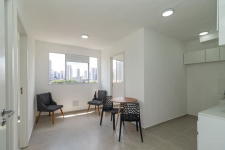 Sala de apartamento para alugar com 2 quartos, 32m² em Quinta da Paineira, São Paulo