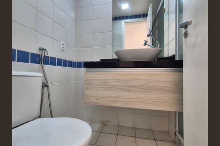 Apartamento para alugar com 95m², 3 quartos e 2 vagasBanheiro 