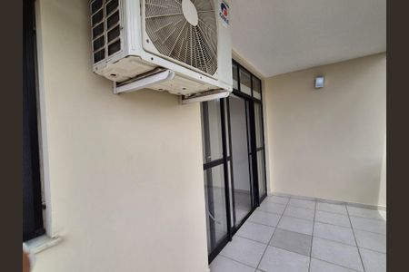 Apartamento para alugar com 95m², 3 quartos e 2 vagasVaranda 