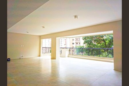 Apartamento à venda com 221m², 3 quartos e 4 vagasFoto 01